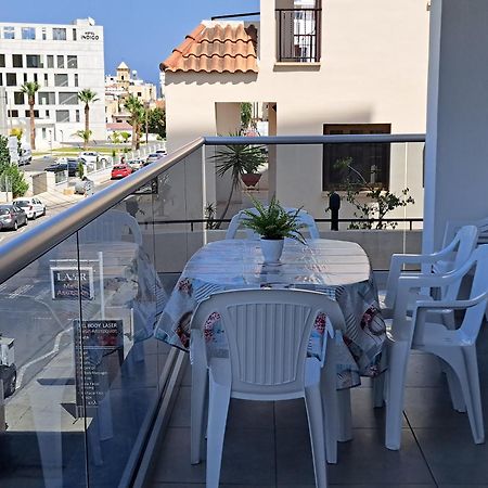 Albert'S Apartment St Lazarus 402 B - First Floor Larnaca Buitenkant foto