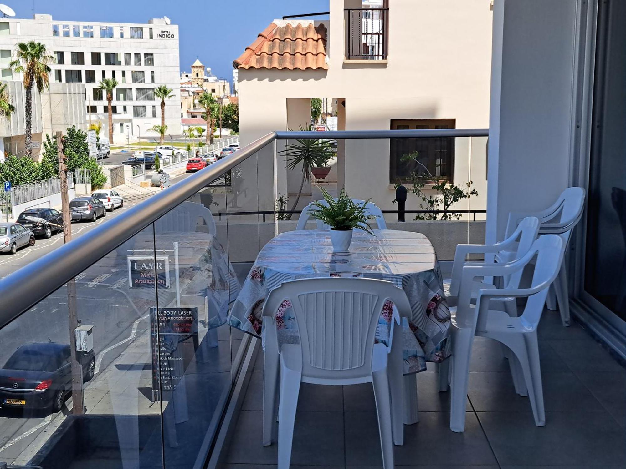 Albert'S Apartment St Lazarus 402 B - First Floor Larnaca Buitenkant foto